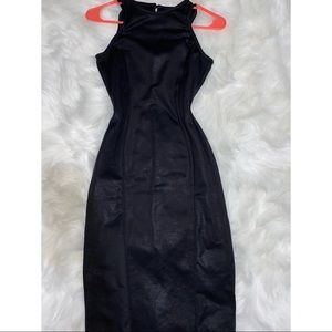 Black bodycon dress
